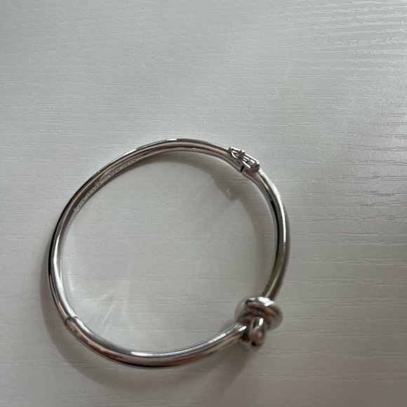 Kate Spade Silver Bracelet Knot - Picture 5 of 6